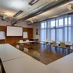 Hotel Orange Wings Krems an der Donau