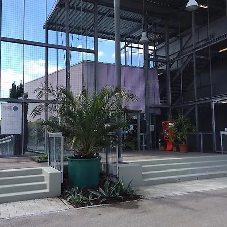 ホテル Orange Wings