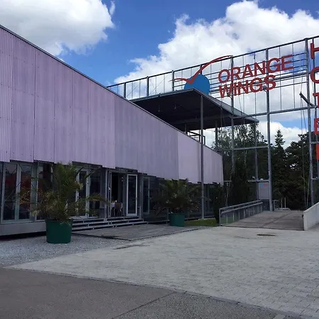 Orange Wings ホテル