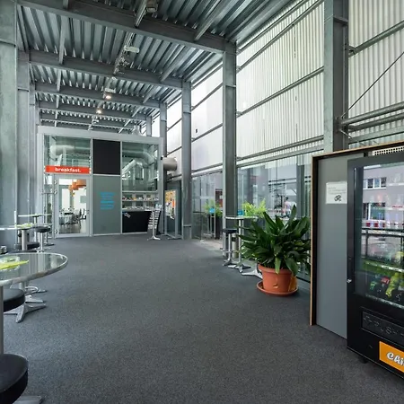 ホテル Orange Wings 3*