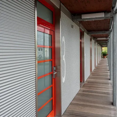 Orange Wings Hotel 3*