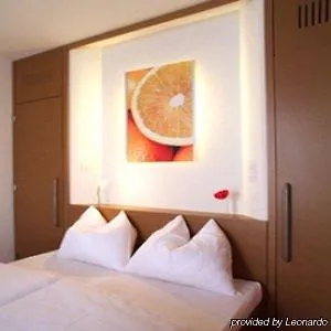Orange Wings Hotel 3*