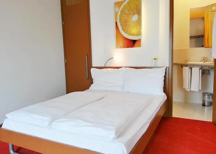 Orange Wings 3* Krems an der Donau