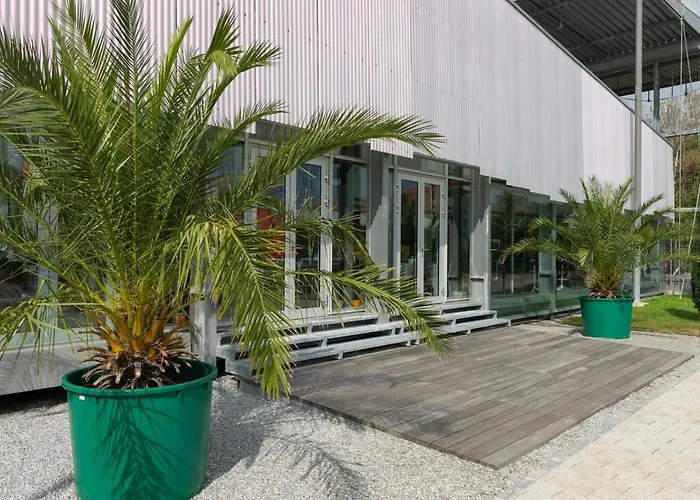 Orange Wings 3* Krems an der Donau