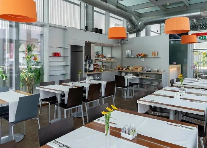 Orange Wings 3* Krems an der Donau