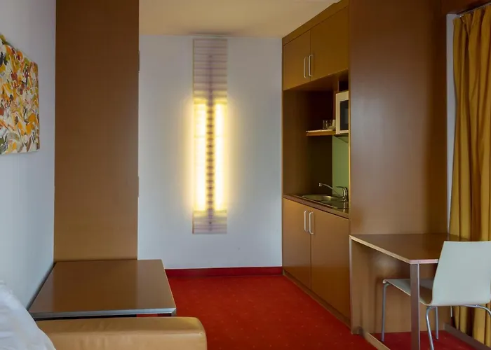 Hotel Orange Wings Krems an der Donau