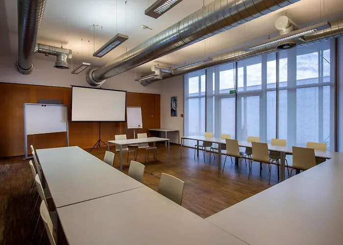 Hotel Orange Wings Krems an der Donau