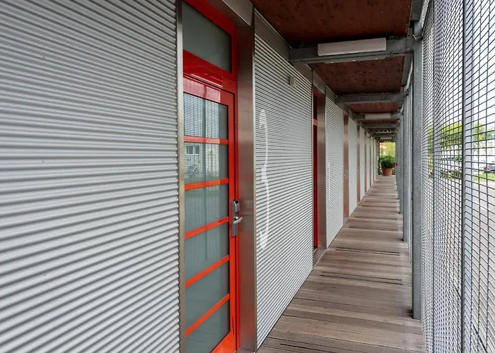 Orange Wings Hotel 3*