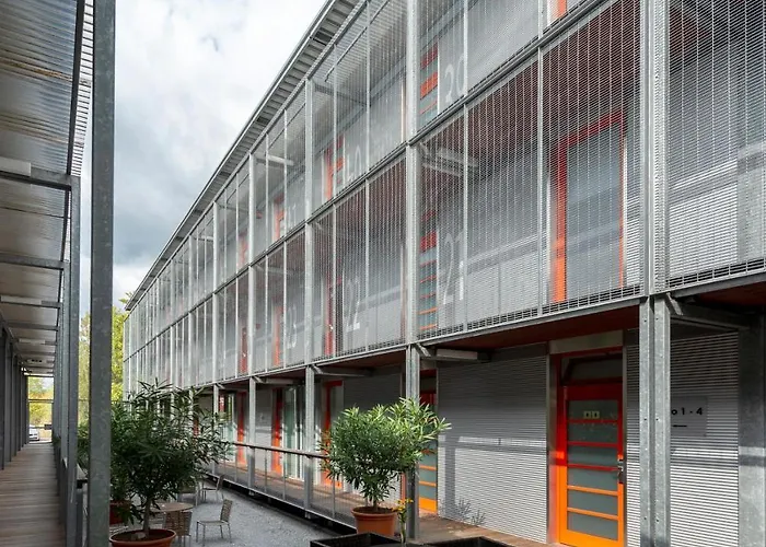 Orange Wings Hotel 3*